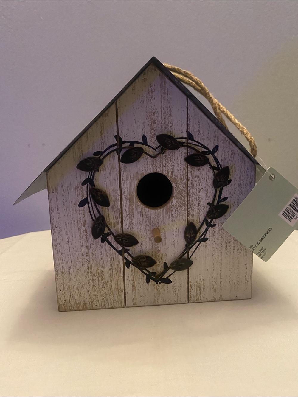 Wooden Birdhouse in Natural Wood and Tan